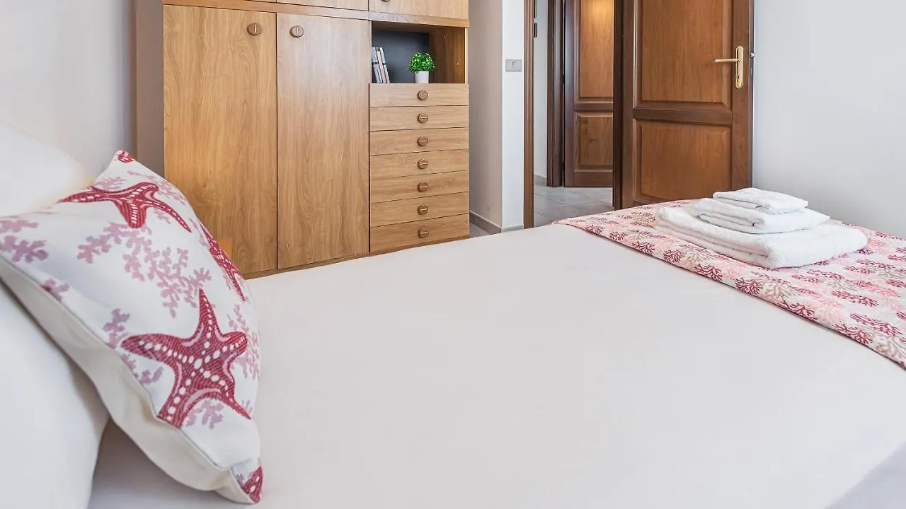 Goya 21 Apartman Alghero